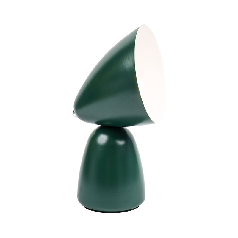 Enkel retro metallbordslampa