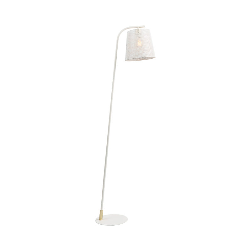 Metallatmosfär vardagsrum sovrum golvlampa