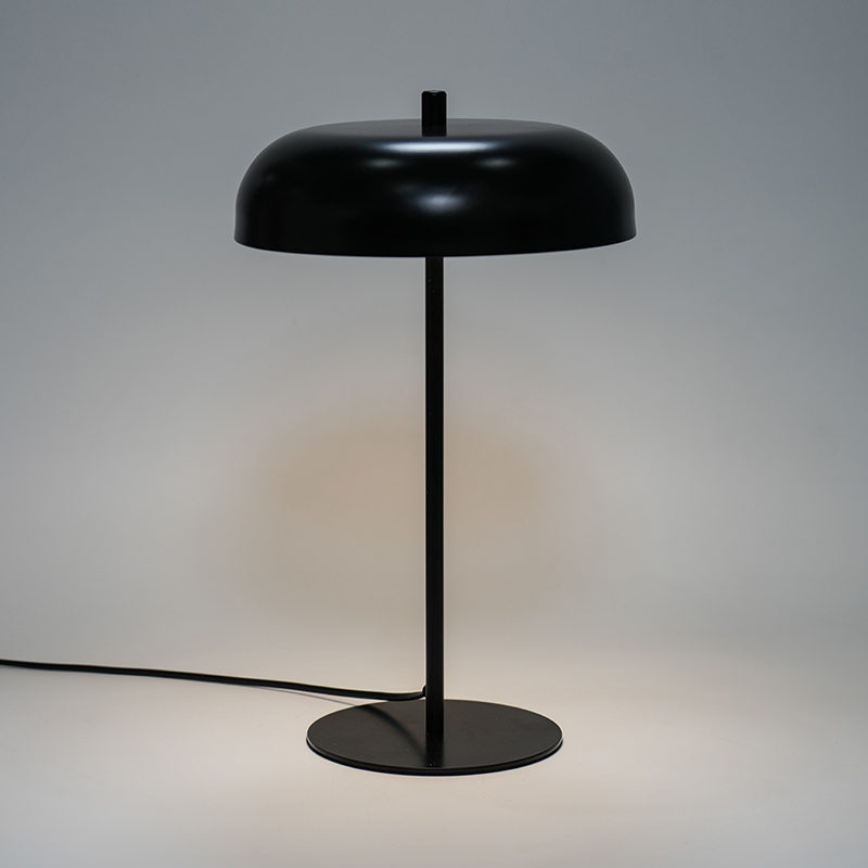 LED -vintage metallbordslampa