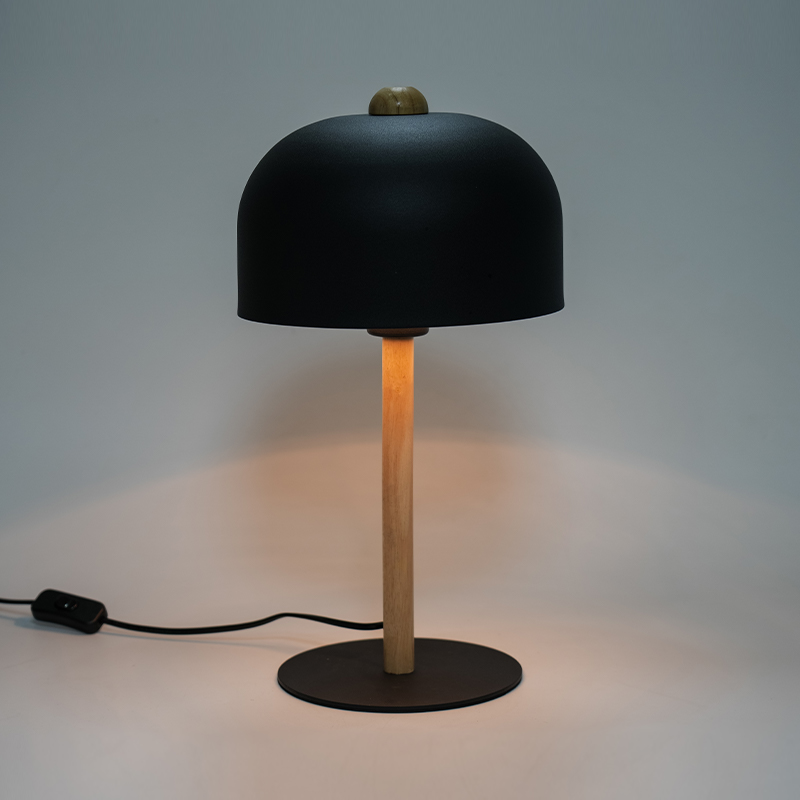 Nordisk retro dekorativ bordslampa
