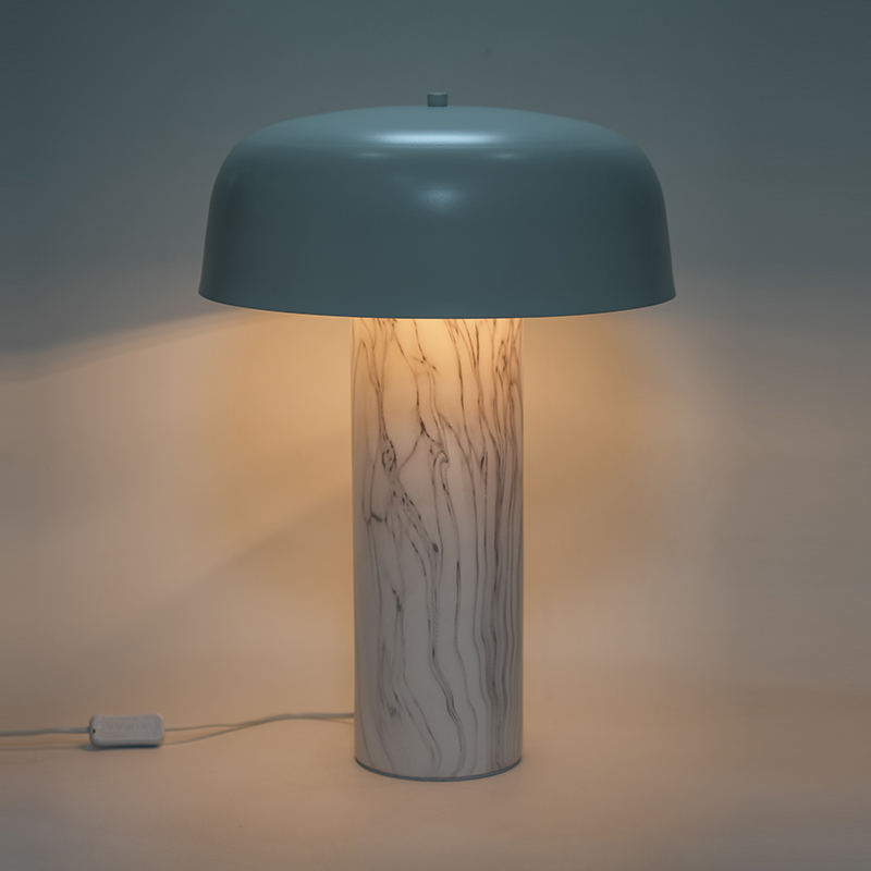 Nordiskt marmorbordslampa