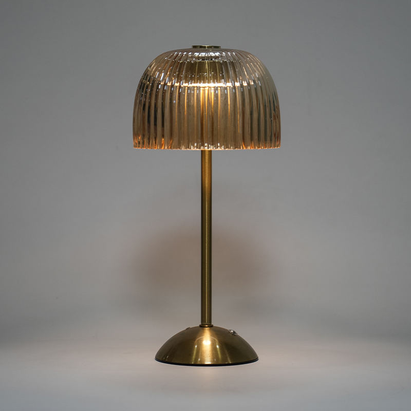 LED American Retro Charging Table Lamp