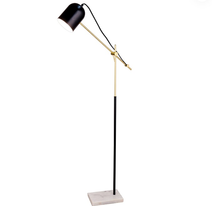 Hur justeras metalljusterbar arm för denna metalljusterbara arm marmorens golvlampa?